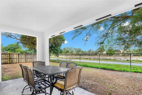 2875 NE 4th Street Homestead FL 33033