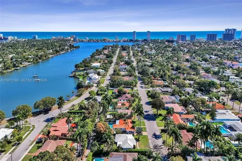 1235 Jefferson Street Hollywood FL 33019