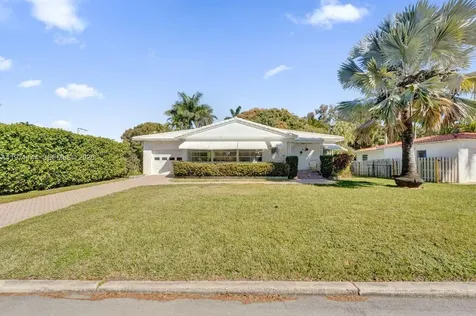 1235 Jefferson Street Hollywood FL 33019
