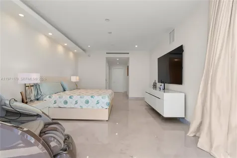 17001 Collins Avenue Sunny Isles Beach FL 33160