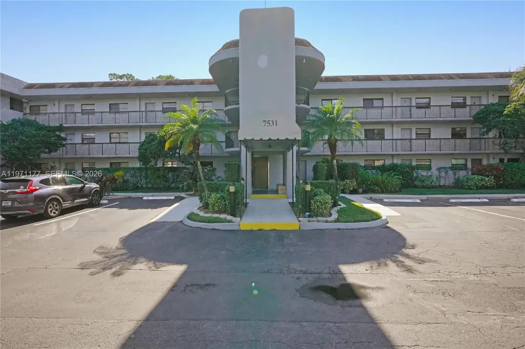 7531 NW 79th Avenue Tamarac FL 33321