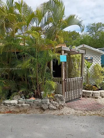 101551 Overseas Hwy, 147 Key Largo FL 33037