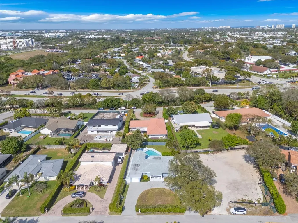 465 NW 11th Street Boca Raton FL 33432