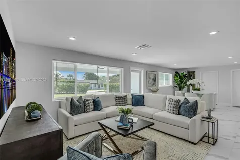 465 NW 11th Street Boca Raton FL 33432