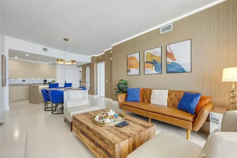4111 S Ocean Drive Hollywood FL 33019