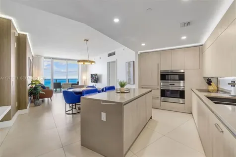 4111 S Ocean Drive Hollywood FL 33019