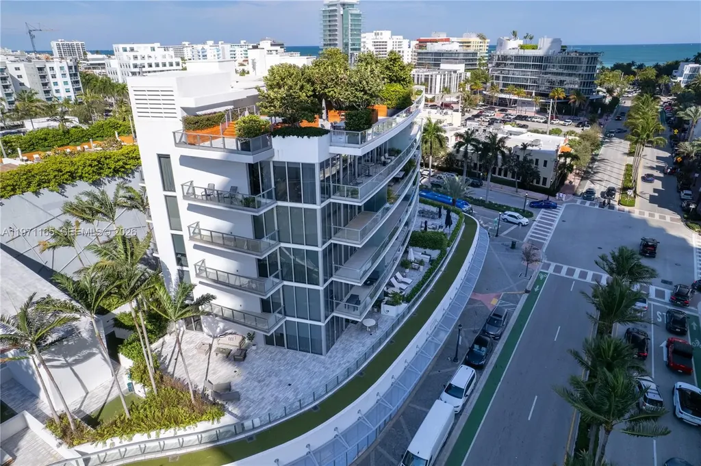 801 S Pointe Drive Miami Beach FL 33139