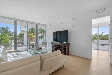 801 S Pointe Drive Miami Beach FL 33139