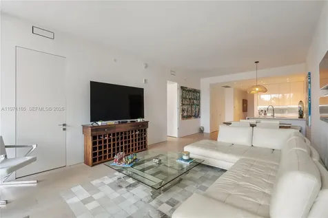 801 S Pointe Drive Miami Beach FL 33139
