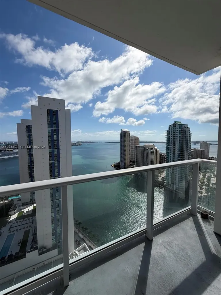 300 S Biscayne Boulevard Miami FL 33131