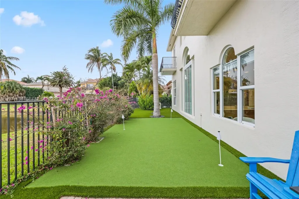 17642 Middlebrook Way Boca Raton FL 33496