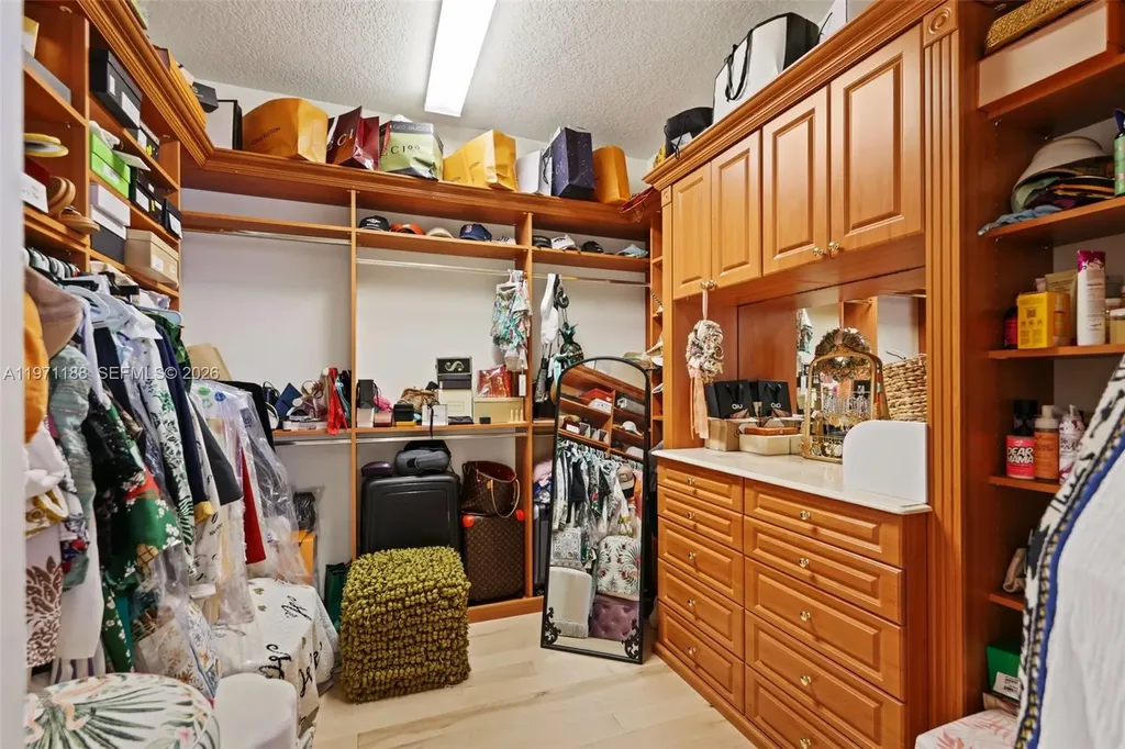 17642 Middlebrook Way Boca Raton FL 33496