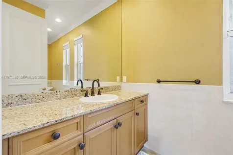 17642 Middlebrook Way Boca Raton FL 33496