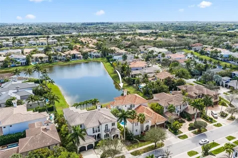 17642 Middlebrook Way Boca Raton FL 33496