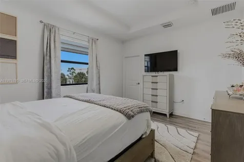 10009 SW 228th Terrace Miami FL 33190