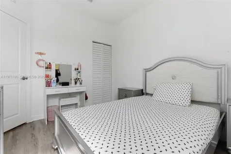 10009 SW 228th Terrace Miami FL 33190