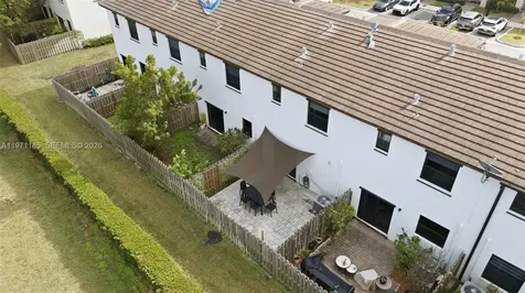 10009 SW 228th Terrace Miami FL 33190