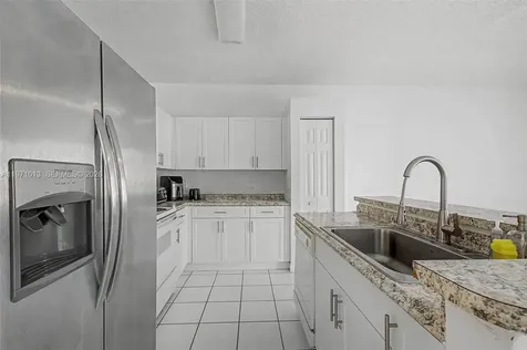 10116 SW 162nd Place Miami FL 33196