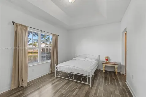 10116 SW 162nd Place Miami FL 33196