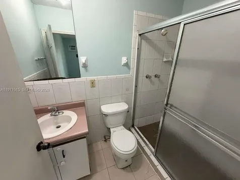 1751 NW 29th Street Miami FL 33142