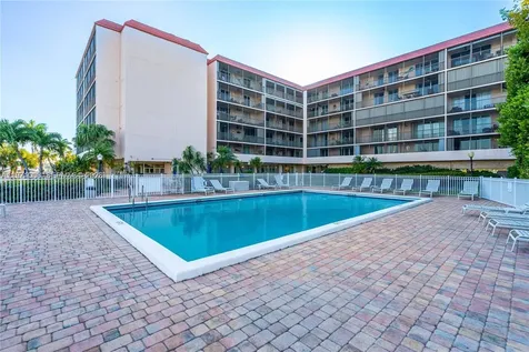 740 S Federal Highway Pompano Beach FL 33062