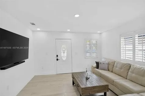 13758 SW 160th Terrace Miami FL 33177