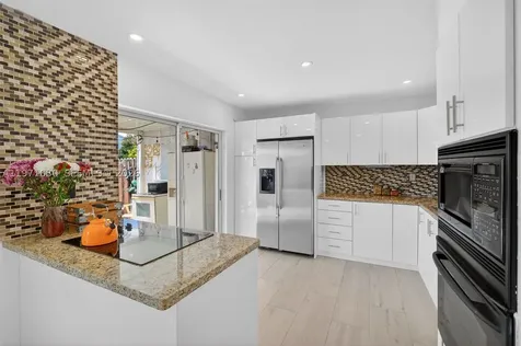 13758 SW 160th Terrace Miami FL 33177