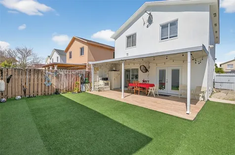13758 SW 160th Terrace Miami FL 33177
