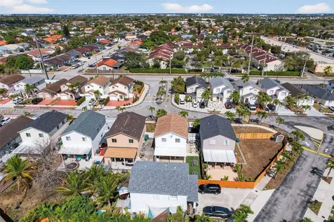 13758 SW 160th Terrace Miami FL 33177