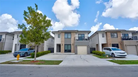 1168 NW 1st Street Florida City FL 33034