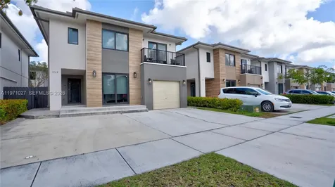 1168 NW 1st Street Florida City FL 33034