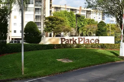 1300 Saint Charles Place Pembroke Pines FL 33026