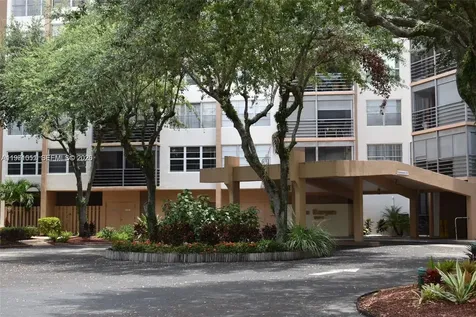 1300 Saint Charles Place Pembroke Pines FL 33026