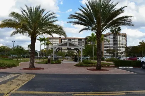 1300 Saint Charles Place Pembroke Pines FL 33026