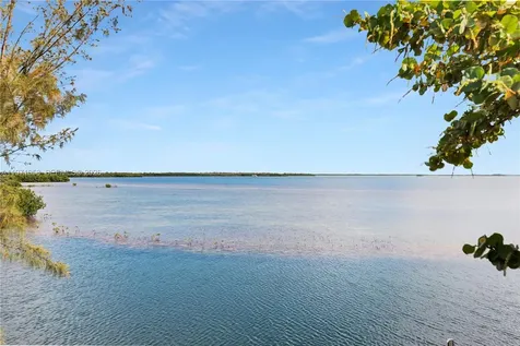 17075 Overseas Highway Sugarloaf FL 33042