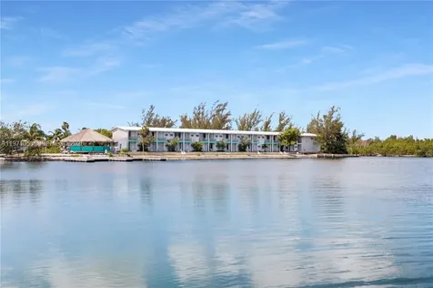 17075 Overseas Highway Sugarloaf FL 33042