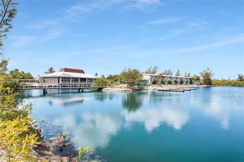 17075 Overseas Highway Sugarloaf FL 33042