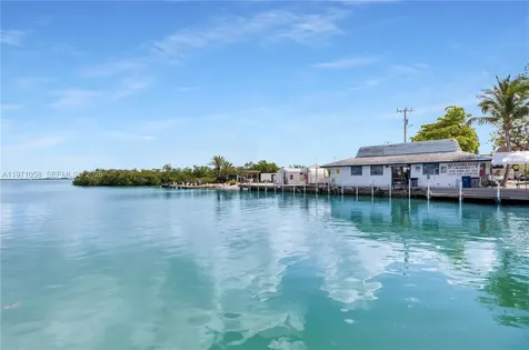 17075 Overseas Highway Sugarloaf FL 33042