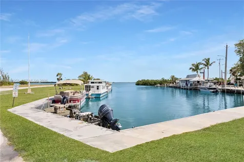 17075 Overseas Highway Sugarloaf FL 33042