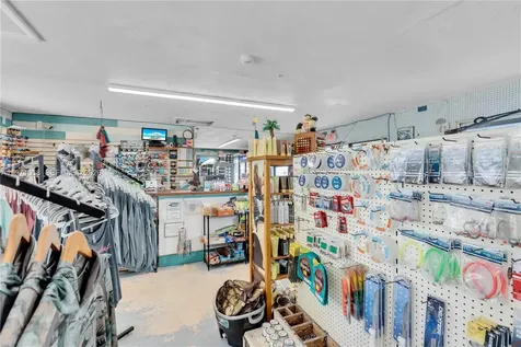 17075 Overseas Highway Sugarloaf FL 33042