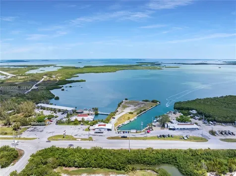 17075 Overseas Highway Sugarloaf FL 33042