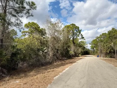 2119 Leroy Lehigh Acres FL 33920
