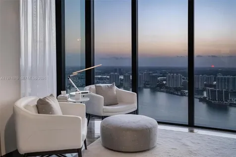 18555 Collins Avenue Sunny Isles Beach FL 33160