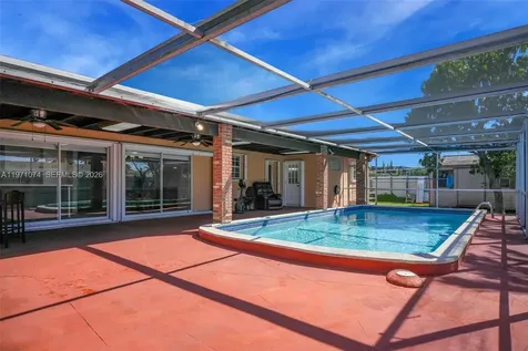 1630 SW 98th Court Miami FL 33165