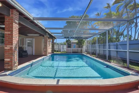 1630 SW 98th Court Miami FL 33165