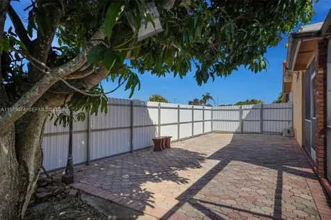 1630 SW 98th Court Miami FL 33165