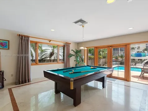 2930 NE 164th Street North Miami Beach FL 33160