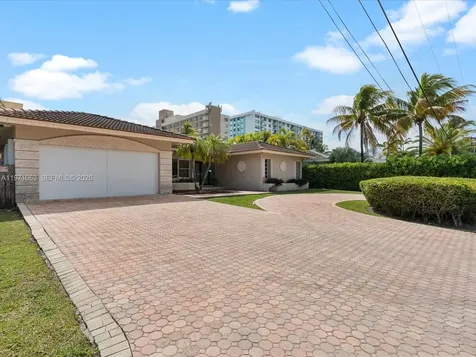 2930 NE 164th Street North Miami Beach FL 33160