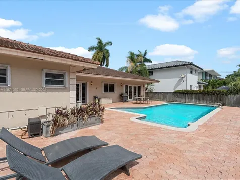 2930 NE 164th Street North Miami Beach FL 33160