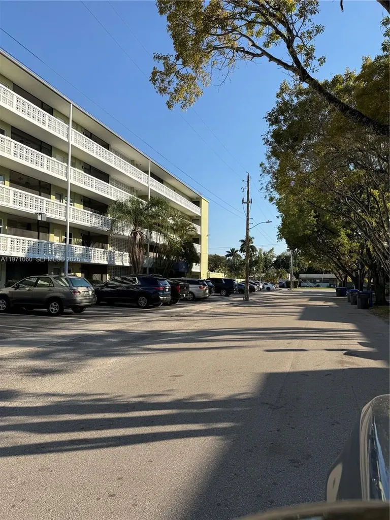 1425 Arthur Street Hollywood FL 33020